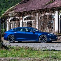 Las autoridades estadounidenses investigan si el Tesla Model S y Model X montan baterías peligrosas
