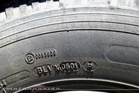 ¿Cómo de peligroso es conducir con ruedas viejas?