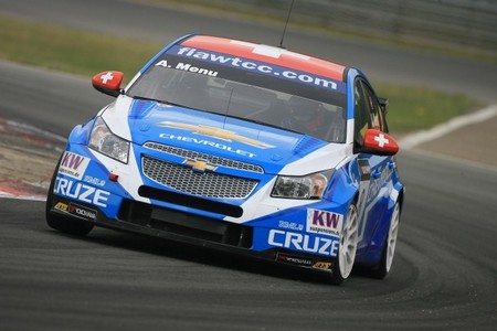 Alain Menu en conversaciones con Citroën de cara a la temporada 2014