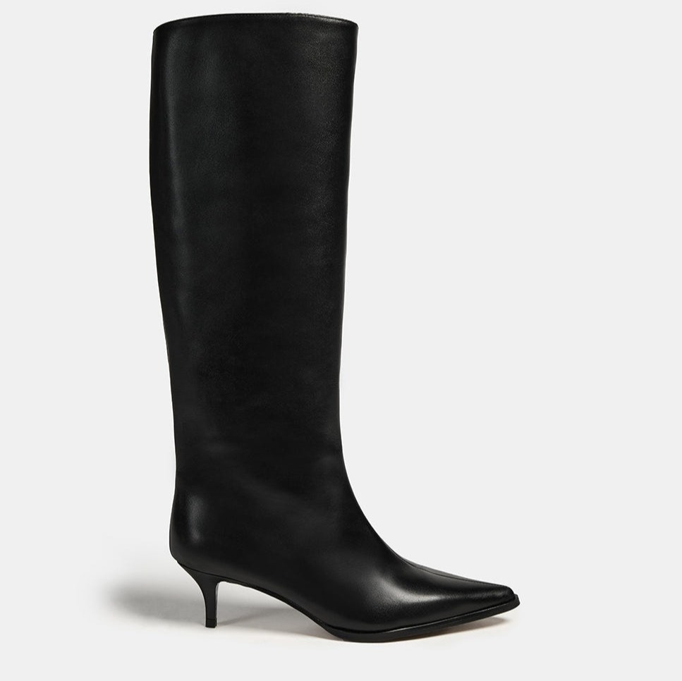 Bryan Stepwise
Bota de mujer de piel con tacón chupete