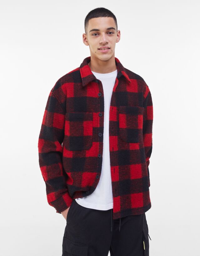 Sobrecamisa de cuadros en lana de Bershka