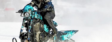 Siete prendas de moto que te salvarán de la hipotermia en un viaje invernal extremo 