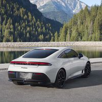 Honda se suma a la moda de resucitar iconos y revive el Honda Prelude. Sigue siendo un coupé, pero ahora es híbrido y tiene la misma potencia que un Toyota C-HR