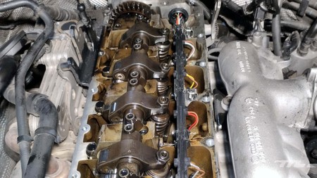 Volkswagen Touareg 1