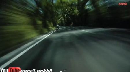 Guy Martin persiguiendo a Michael Dunlop IOMTT 2014