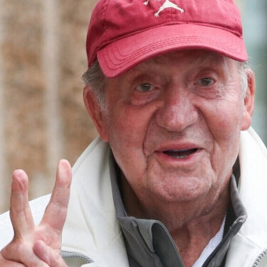 Un mentalista, un insólito regalo y el desplante de Felipe y Letizia: la noche más loca de Juan Carlos I