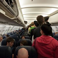 En 2008, un astrofísico resolvió para siempre los embarques en los aviones: las aerolíneas le hicieron caso omiso