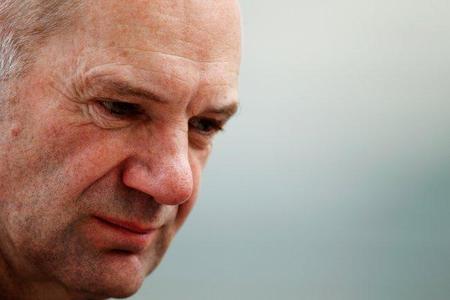 Adrian Newey: "La prohibición del difusor soplado nos afectará mucho"