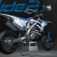 Cientos de motos, 30 circuitos, 15 modos de juego... Con el Ride 2 no podrás aburrirte