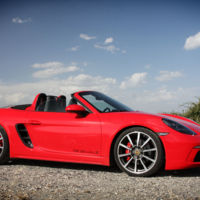Después de probar el 718 Boxster S, aceptamos cuatro cilindros turbo en un Porsche