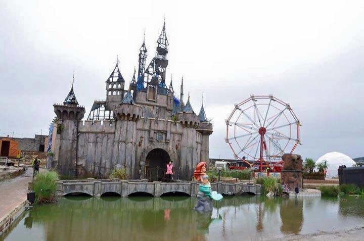 Dismaland: el efímero parque temático alternativo de Bansky