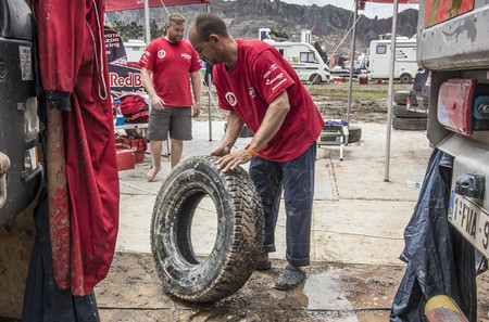 Dkr17 1173 1800x1800