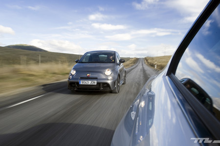 Abarth 695 Biposto Bmw M2 Motorpasion 8