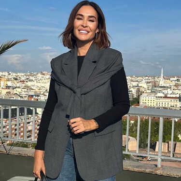 Zara rebaja aún más sus vaqueros más sofisticados: cuestan 15 euros y son tan elegantes que parecen de vestir