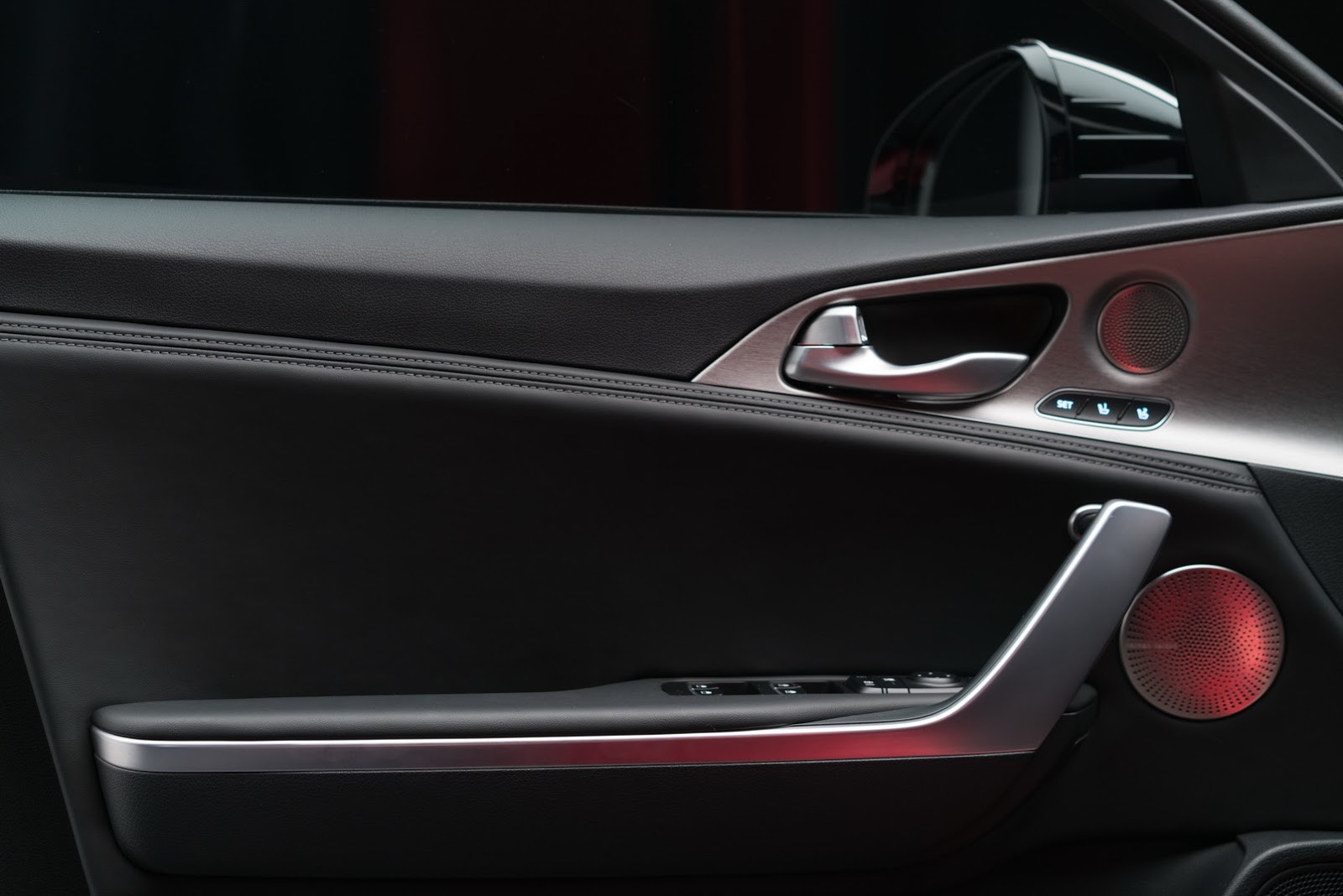 KIA Stinger GT 2018 (27/49)
