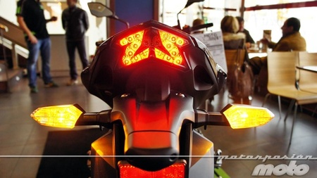 Presentacion Kawa Z800