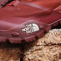 El Corte Inglés nos equipa para la montaña con estas botas de senderismo The North Face rebajadas al 50% de descuento