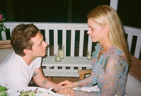 ¡Emosido engañado! Brooklyn Beckham y Nicola Peltz se dejan de tanto postureo y publican cómo fue realmente su pedida de mano (con abuelete incluido)