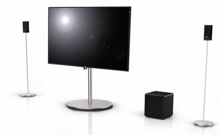 El nuevo Subwoofer 300 de Loewe incorpora un amplificador estéreo para montar un conjunto 2.1