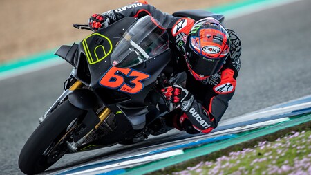Bagnaia Jerez Ducati Panigale V4 S 2021