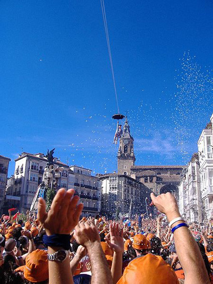 Fiesta en España: llegó Celedón