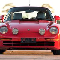 Bill Gates estuvo 13 años peleando por un Porsche 959 atrapado en la aduana de los EEUU. Al final, consiguió cambiar una ley para poder sacarlo