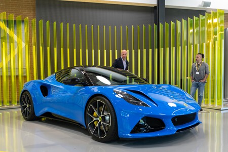 Lotus Emira 2022 Prueba