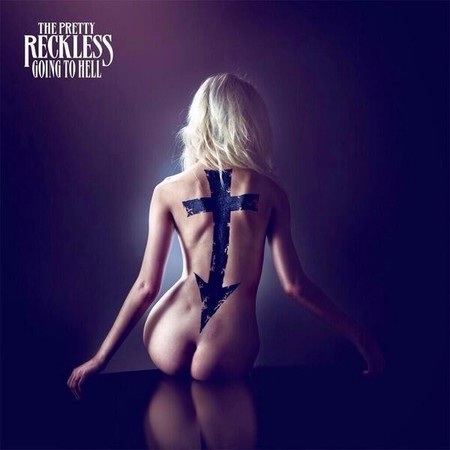 Taylor Momsen nos lo enseña todo, todo y todo en su último videoclip