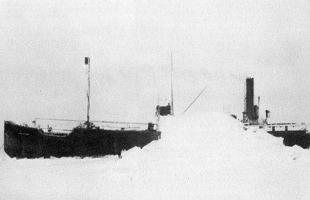Más de 15 barcos abandonados o perdidos que parecen de película (y algunos se pueden visitar) (y III)