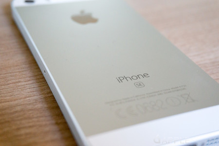 Apple vuelve a poner algunas unidades del iPhone SE a la venta en EEUU, pero se agotan a las pocas horas