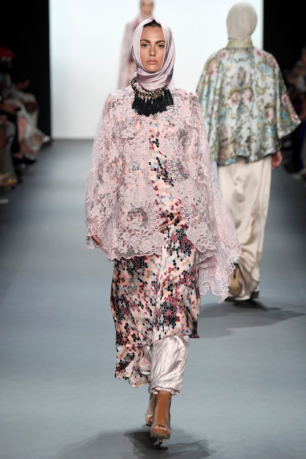 Foto de Anniesa Hasibuan (44/53)