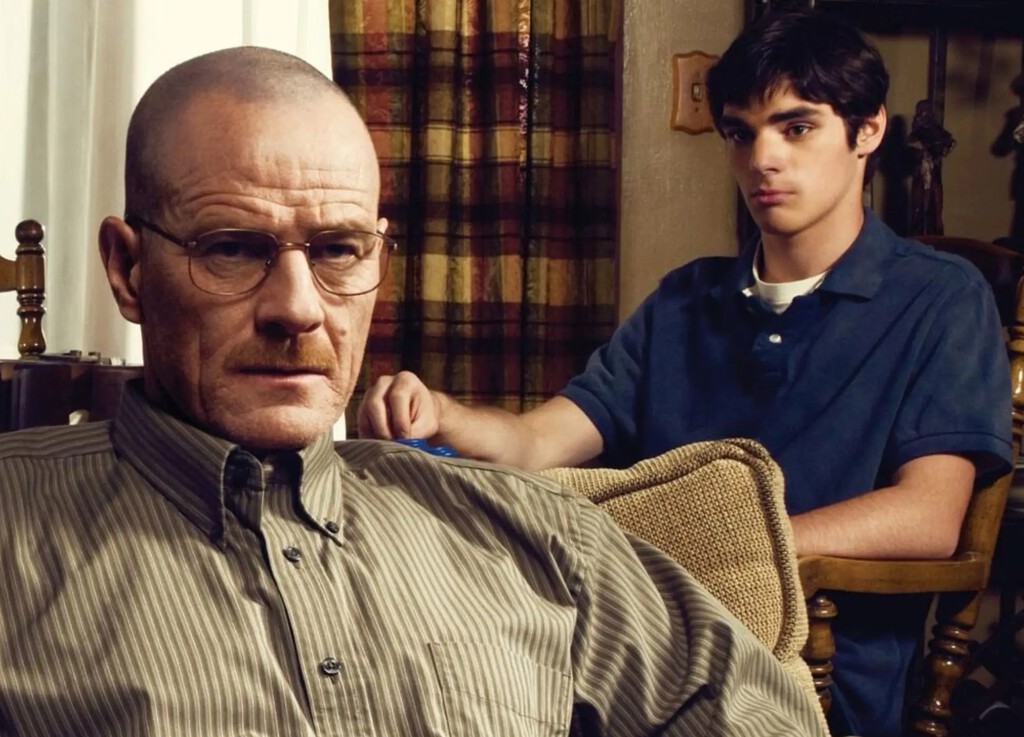 Bryan Cranston y el reparto de 'Breaking Bad' lloran la muerte de RJ Mitte: "Es devastador" 