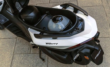 Tricity 9