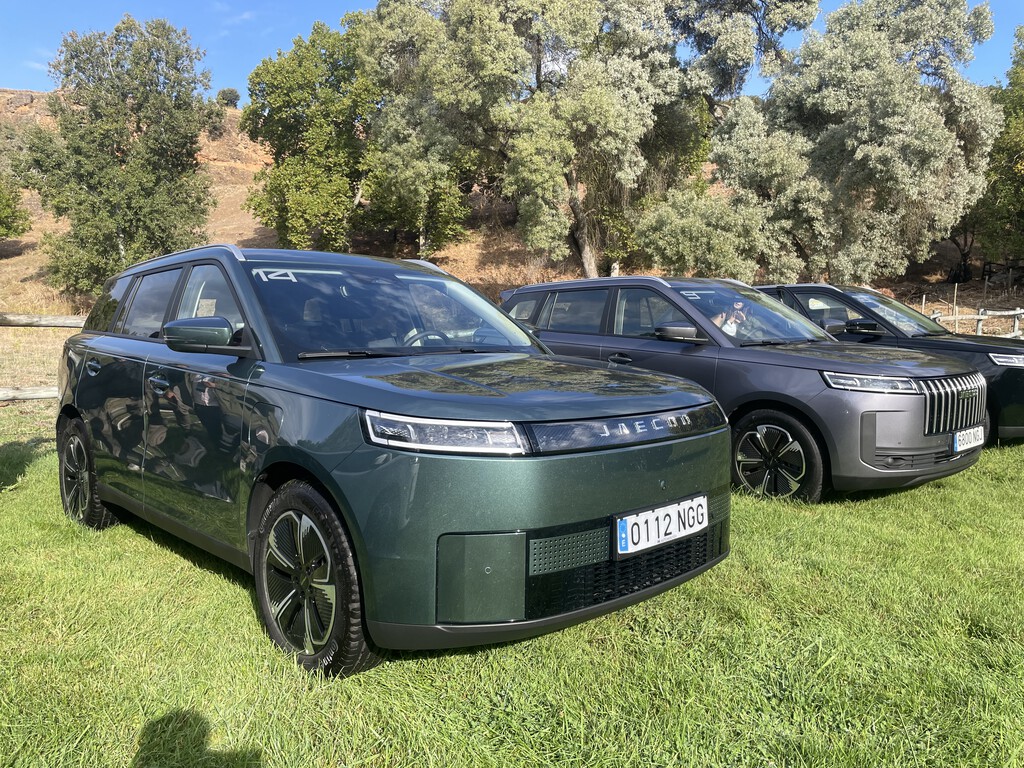 Subirse al Jaecoo 5 es confirmar lo que ya sospechábamos: el coche "asequible" ahora es chino y llega atiborrado de equipamiento