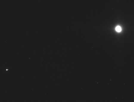 Así se ven la Tierra y la Luna desde el asteroide Bennu