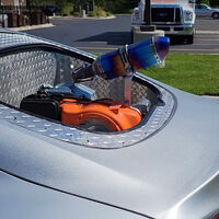 Alguien ha conducido un Tesla durante más de 2.500 km sin echufarlo. El truco es tan molesto como para llamar a la policía