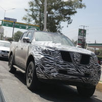 ¡Espiada! La renovada Nissan NP300 2021 ya se pasea en México