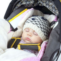 Muere un bebé por altas temperaturas en el interior de un coche. ¿Cómo puede suceder en invierno?