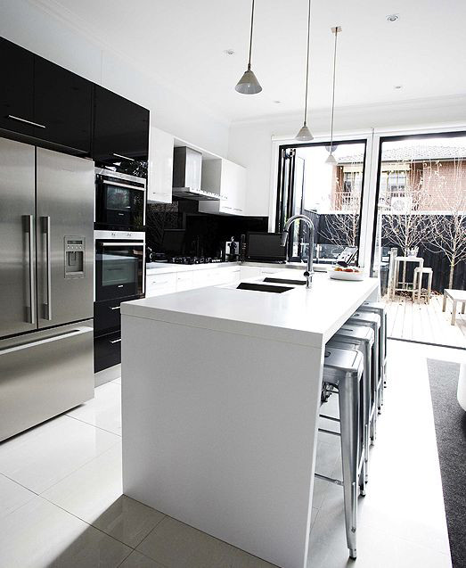 17 ideas de cocinas masculinas para que te inspires