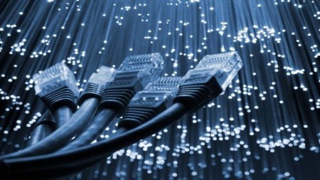 Larga vida al par de cobre: Alcatel consigue 10.000 Mbps usando la tecnología XG-FAST