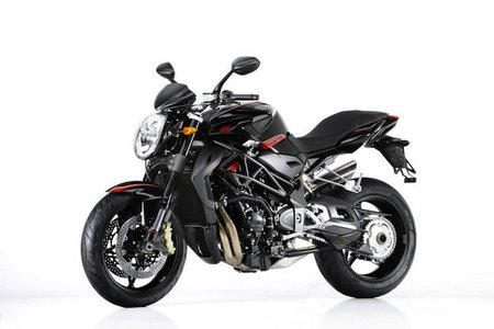 MV Agusta Brutale 1090 R, lo básico en Italia