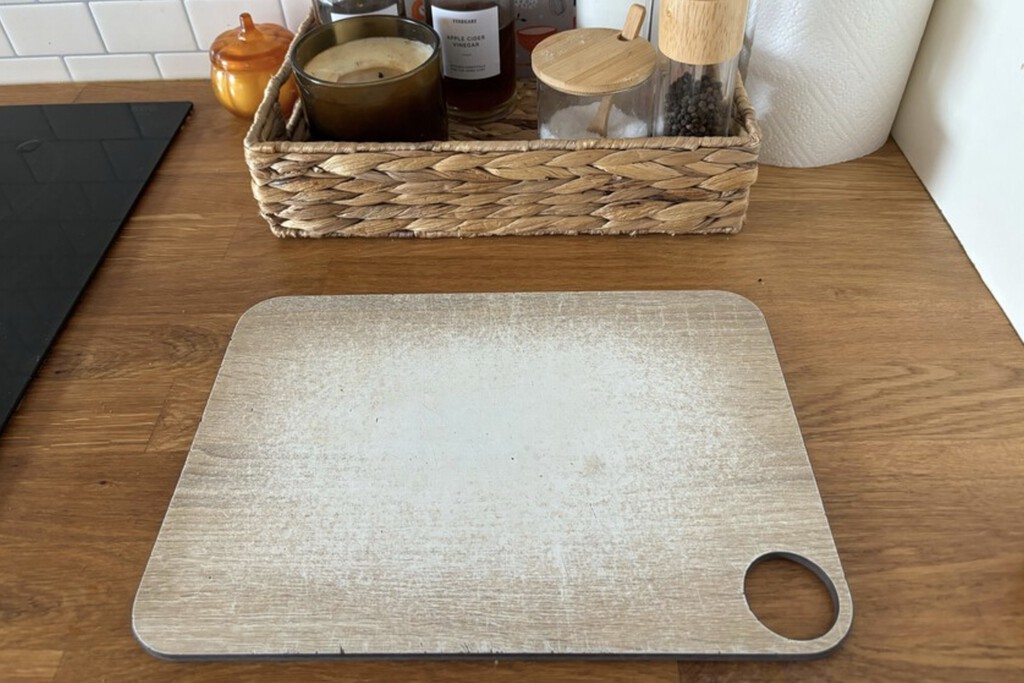 Mucha gente piensa que todas las tablas de cocina son iguales, pero hay grandes diferencias: el material del que están hechas es la clave
