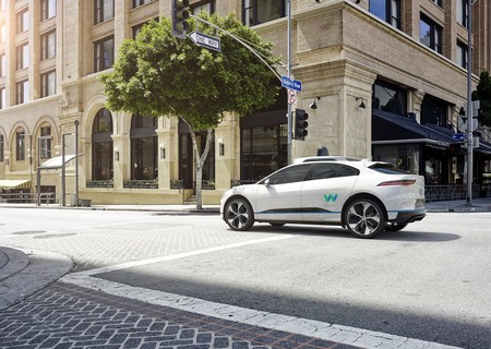 Waymo Jaguar Land Rover 3