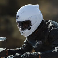 Uno de los peligros que nadie te cuenta de montar en moto está en tu oído, y no tiene nada que ver con las caídas 