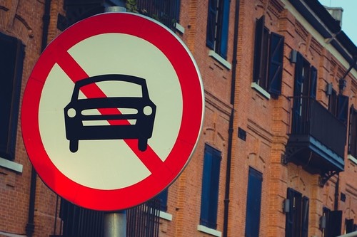 "Nadie va a parar Madrid Central". Las propuestas de Pedro Sánchez para el automóvil y la movilidad