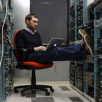 Los 47.000 millones de Zaragoza nos han colocado a la cabeza de Europa. La mala noticia es que sus centros de datos tienen letra pequeña