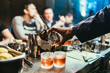 Las bebidas alcohólicas que más daño pueden causar a tu organismo