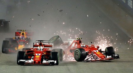 Drama y choques se vivieron en un decisivo Gran Premio de Singapur