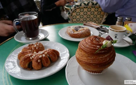 Es una de las mejores cafeterías centroeuropeas del mundo, pero están en Israel (y su historia es tan fascinante como sus dulces)
