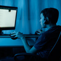 He pillado a mi hijo adolescente masturbándose: cómo afrontar el momento y hablar del tema con naturalidad